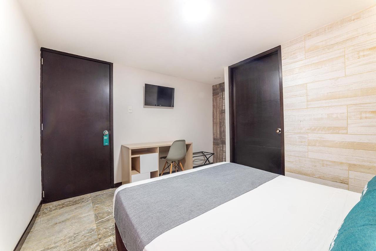 Ayenda Ruta 65 Hotel Кали Екстериор снимка